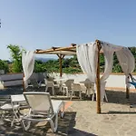 Mandel By Mandel Club 3*