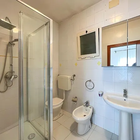 Ξενοδοχείο με διαμερίσματα Mandel By Mandel Club