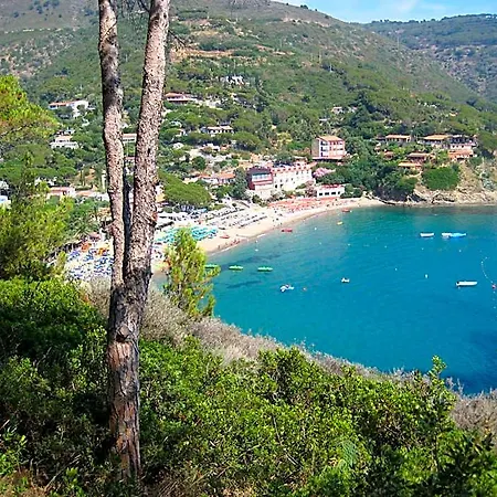 Mandel By Mandel Club 4*